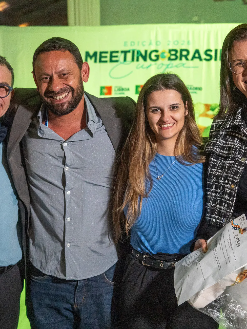 Nativos com operadores parceiros
